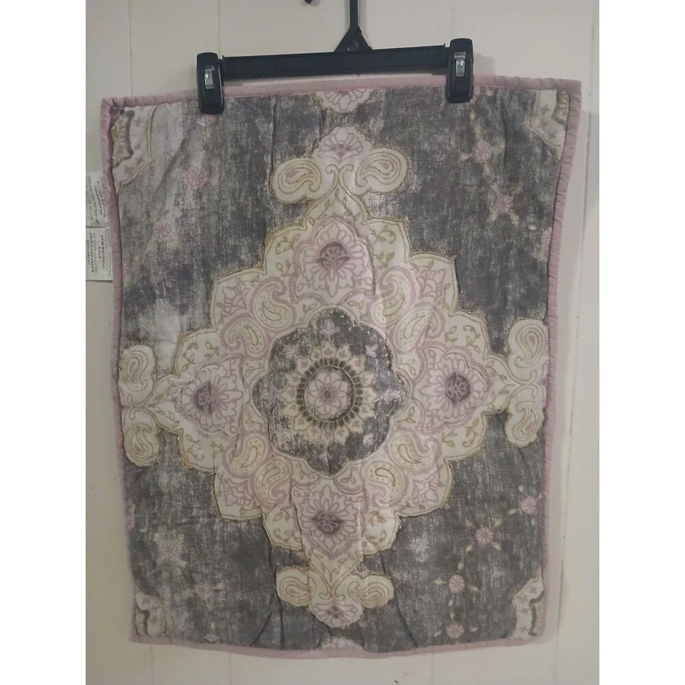 Pottery Barn Kids Bohemian Wonder (1) Pillow Sham Quilted Gray Medallion